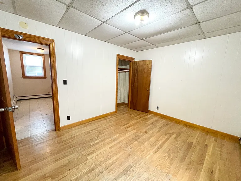 5 Oswald St #2L — Photo 8