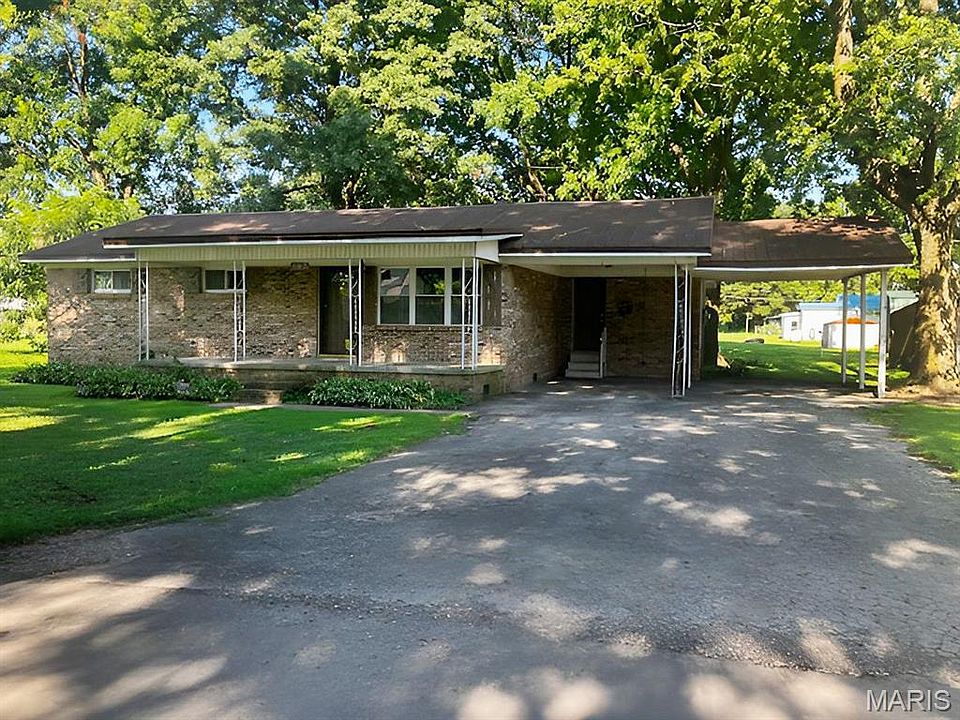 1st image of 107 Normac Ave