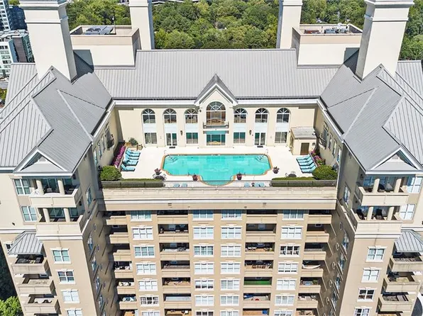 3334 Peachtree Rd NE APT 908, Atlanta, GA 30326