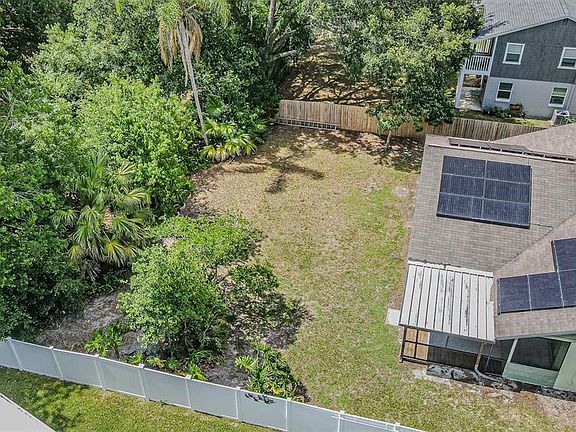 5th image of 18425 Swan Lake Dr