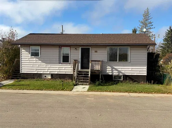 202 E Berry St, Halkirk, AB T0C 1M0