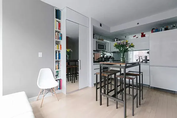 Rented by Compass | media 20