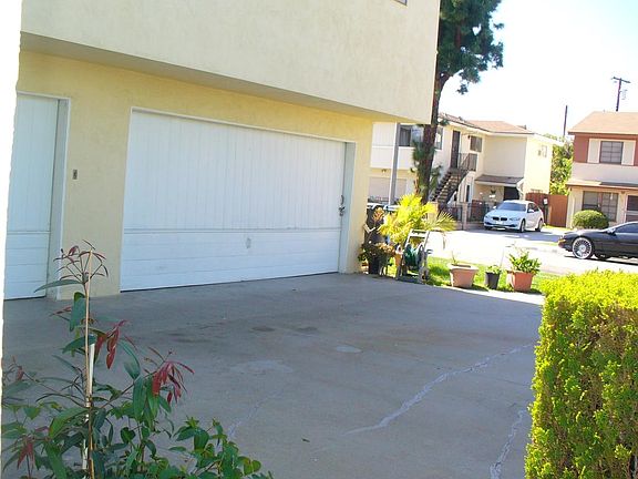 2 car Garage +drive way