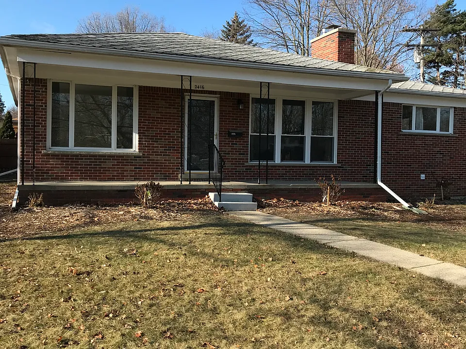 2416 Medford Rd
