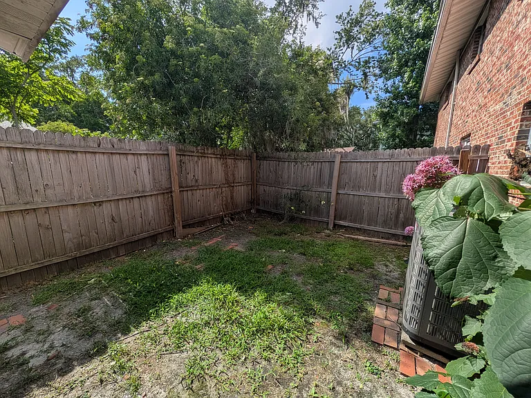 6036 Bizier Rd — Photo 21
