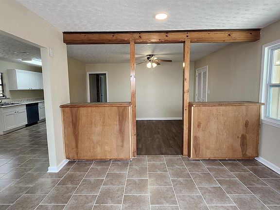 3rd image of 540 N 68th Ave