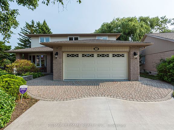 2nd image of 34 Briarwood Cres