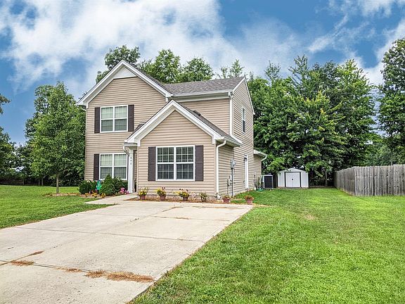 3rd image of 648 Daytona Dr Lot 18