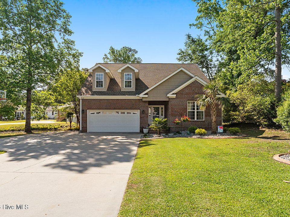 1st image of 27 Country Club Drive