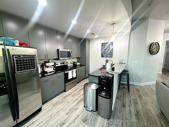 5th image of 777 N Ashley Dr Unit 909