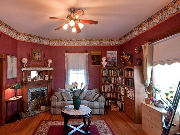 4th image of 546 Lindsey St