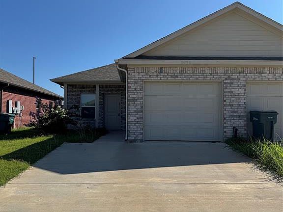 5th image of 2915 Peony Dr #2911