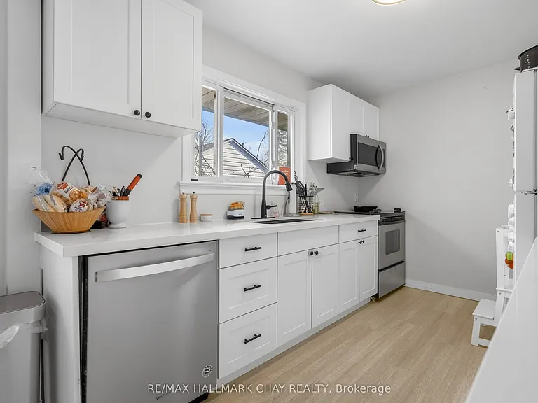 89 North St W — Photo 15