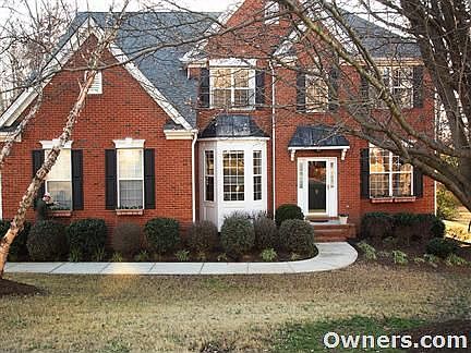 1st image of 9 Whiffletree Dr