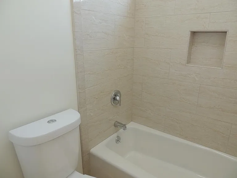 321 Gladys Ave #2 — Photo 29