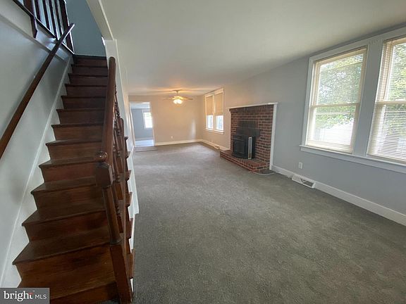 5th image of 307 Winston Ave