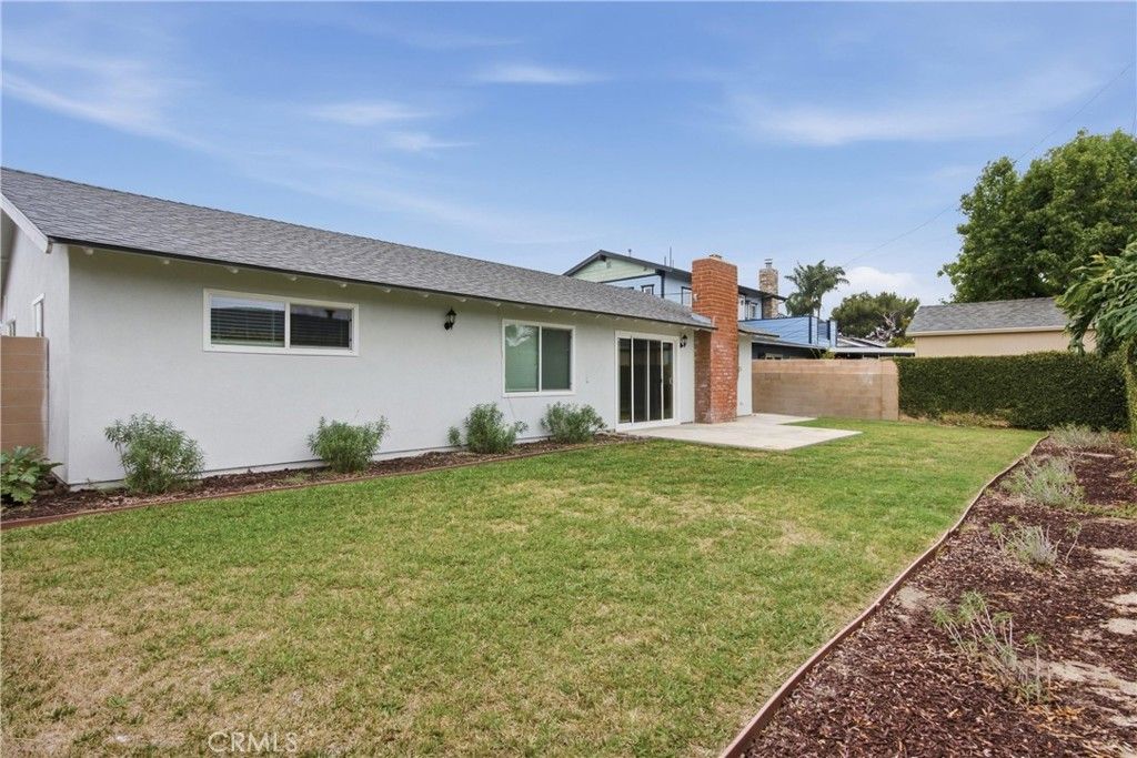 2964 Redwood Avenue 5