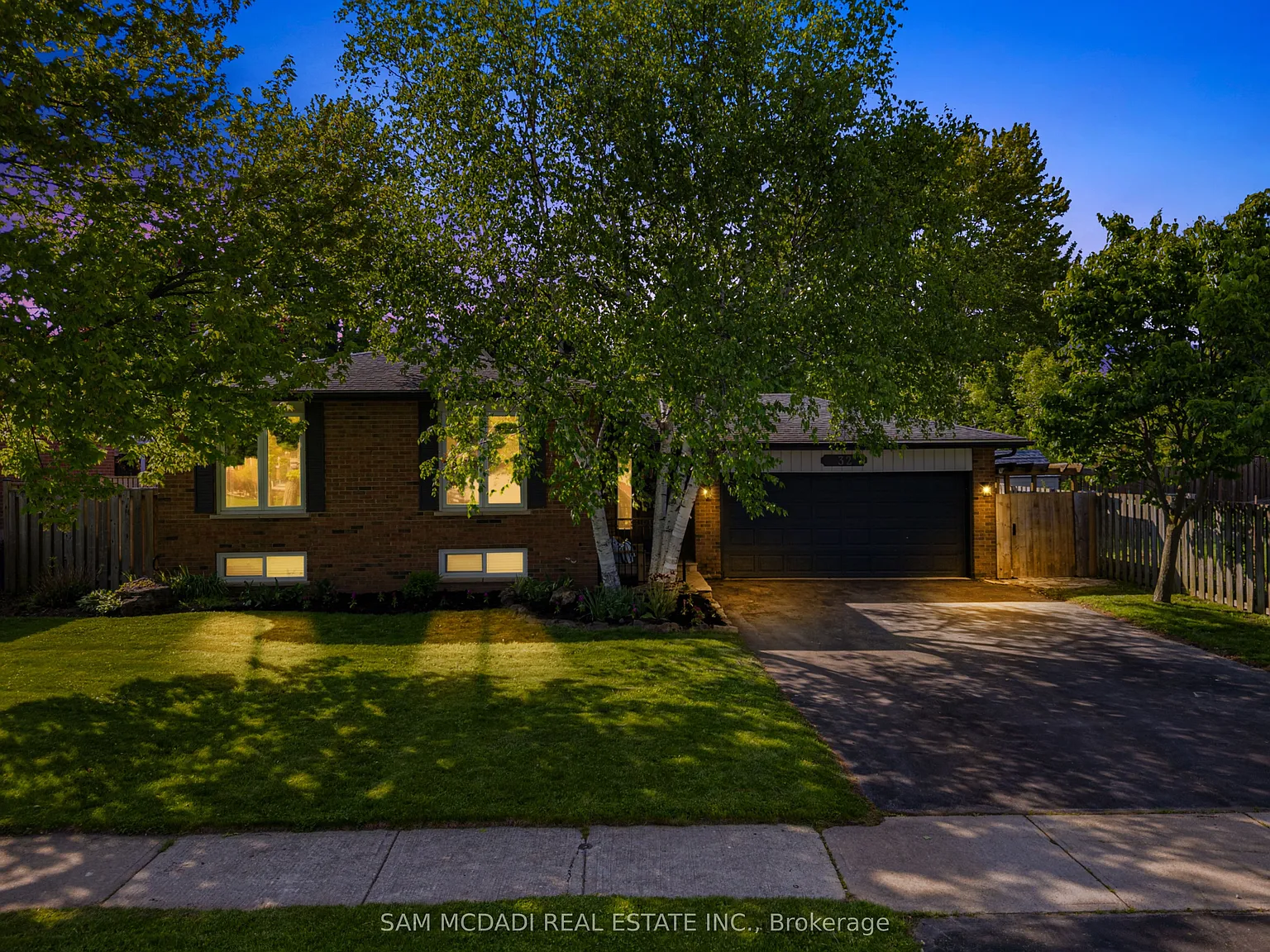 4 bed, $4,000 — Photo 1