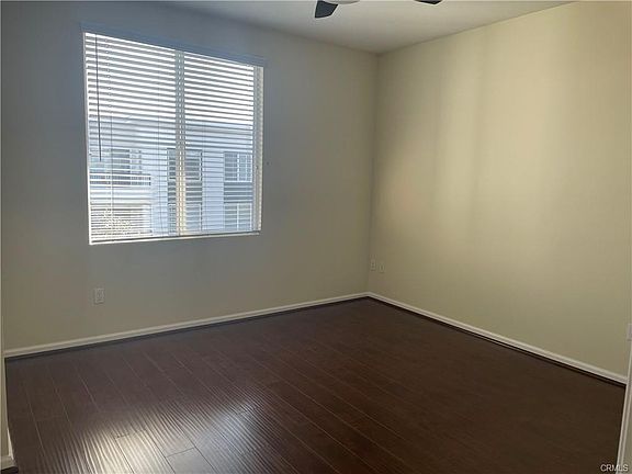 5th image of 3030 Vineland Ave