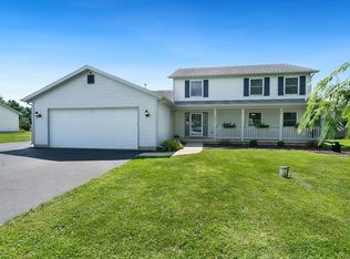 7903 Graf Rd, Harvard, IL 60033