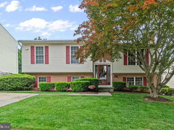 9717 Hickoryhurst Dr, Baltimore, MD 21236