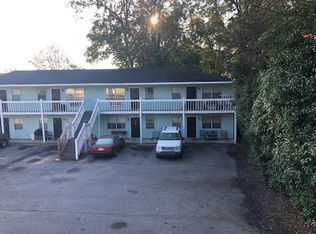 221 Hampton Ave, Greenwood, SC 29646