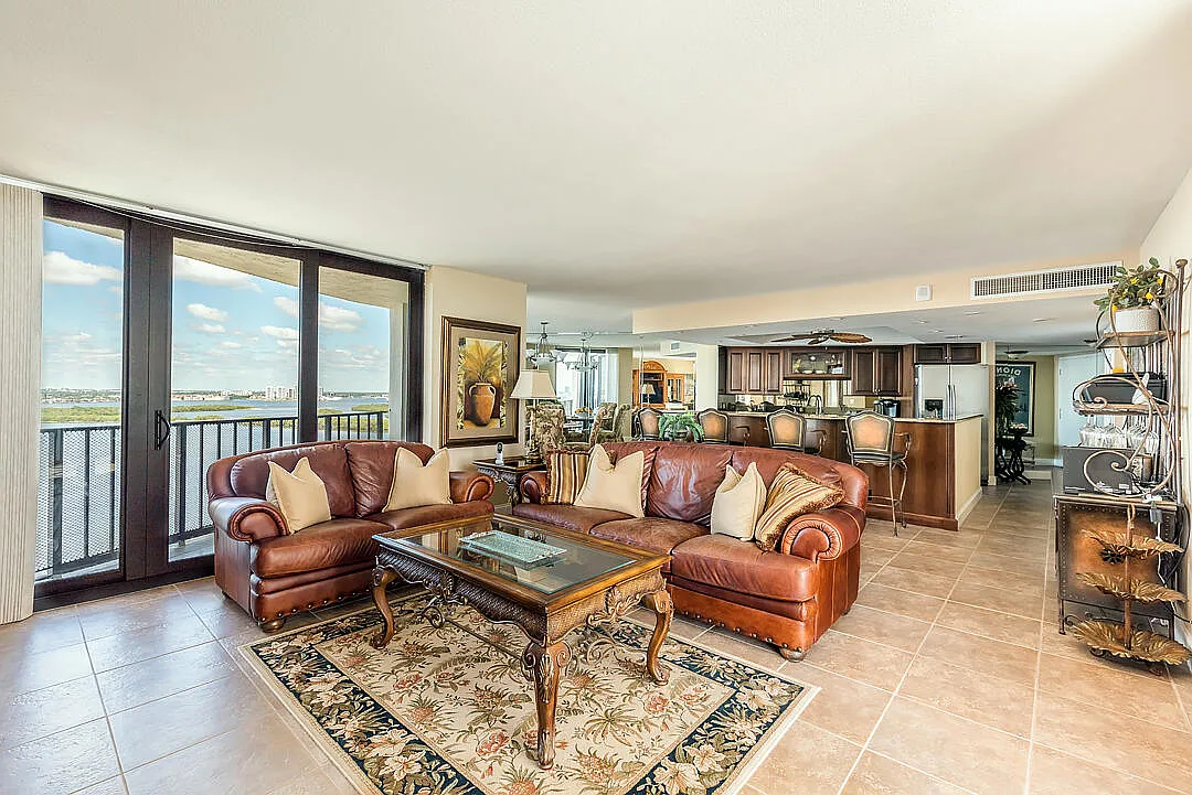 Building Photo - 5420 N Ocean Dr #1906
