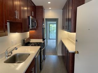 1275 Clay St APT 3, San Francisco, CA 94108