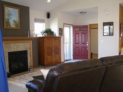 2nd image of 2431 SW Winchester St