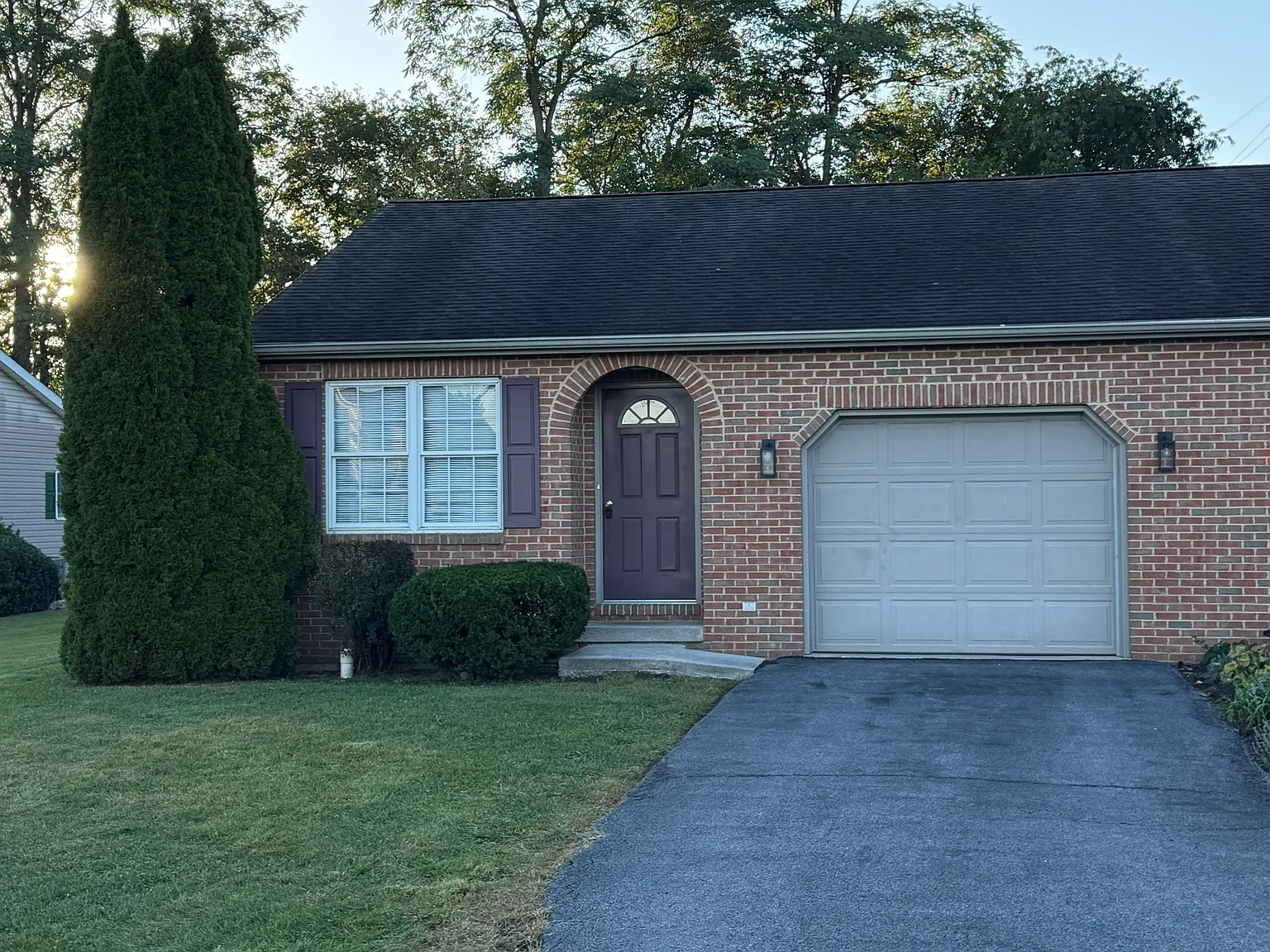 2 bed, 996 sqft, $1,400 — Photo 2