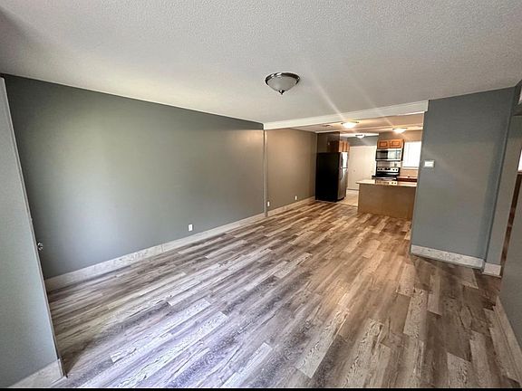 3rd image of 3207 Joselin Ln #B