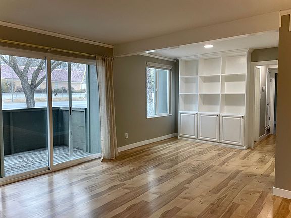 4th image of 1160 S Foothill Dr APT 226