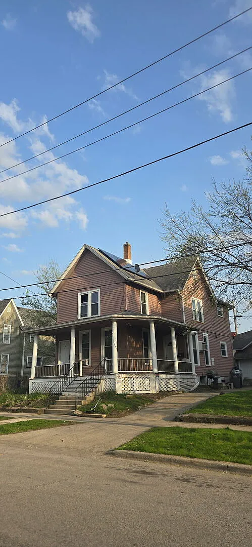 475 Laurel St photo 1