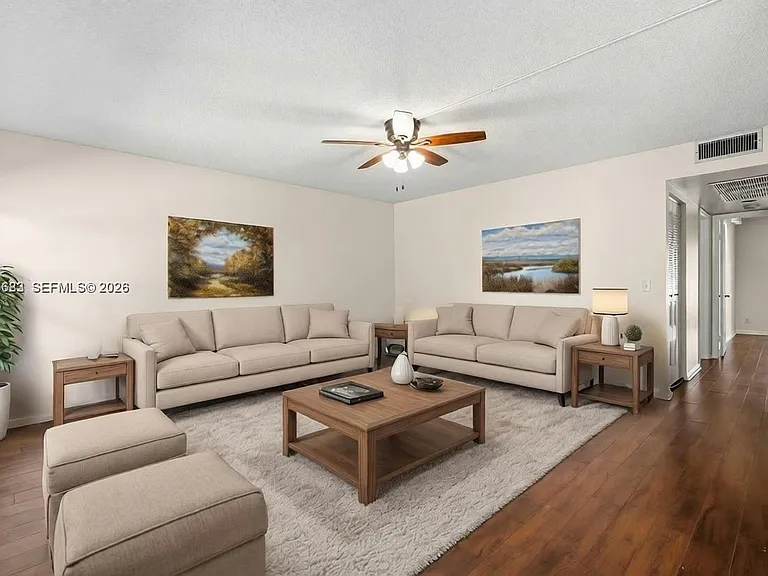 251 SW 132nd Way #117H — Photo 6