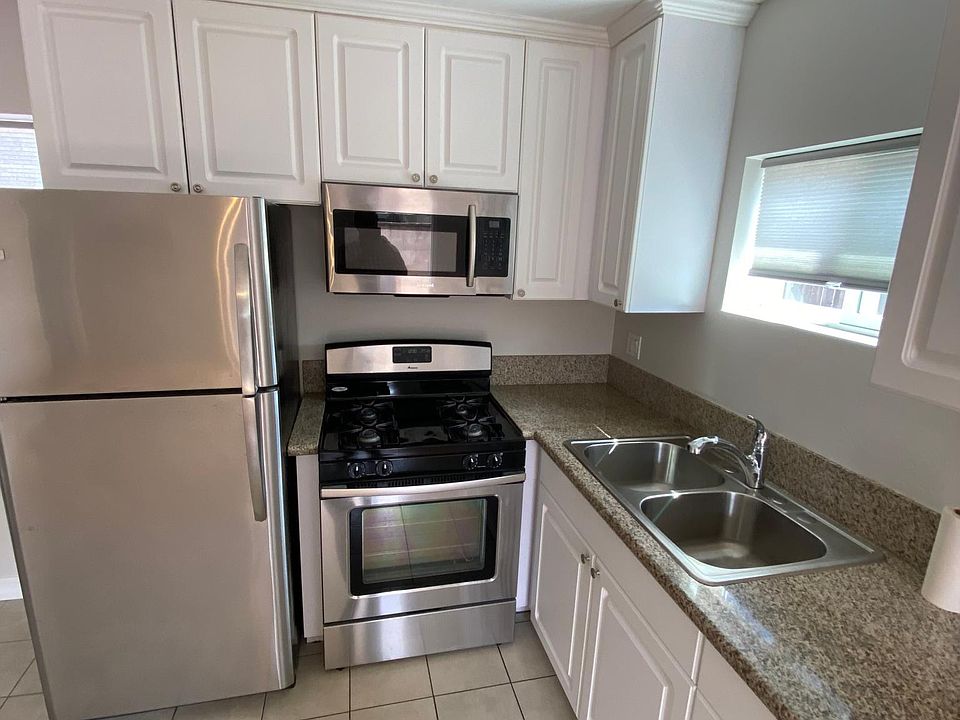 1st image of 610 W 8th Ave #B
