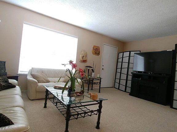 4th image of 1605 Grant Pl