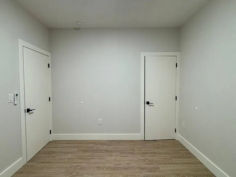 269 Martin Luther King Dr #4C — Photo 10