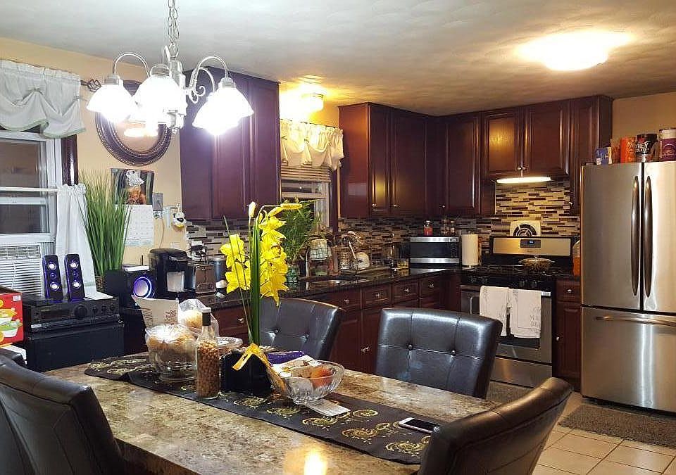 1st image of 144 Golden Hill St #2