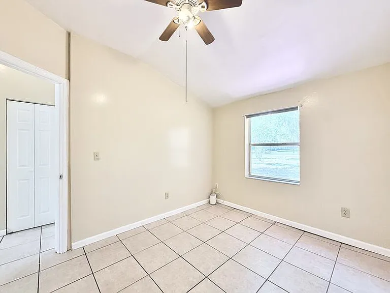 335 E Central Ave — Photo 14