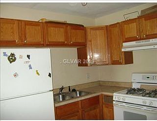 1st image of 502 W Adams Ave