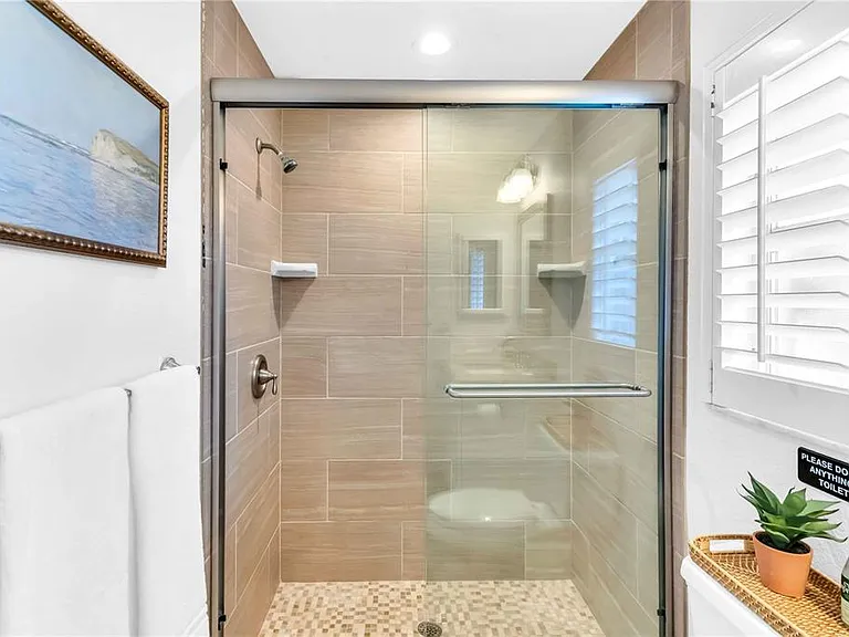 2921 Captiva Dr — Photo 16