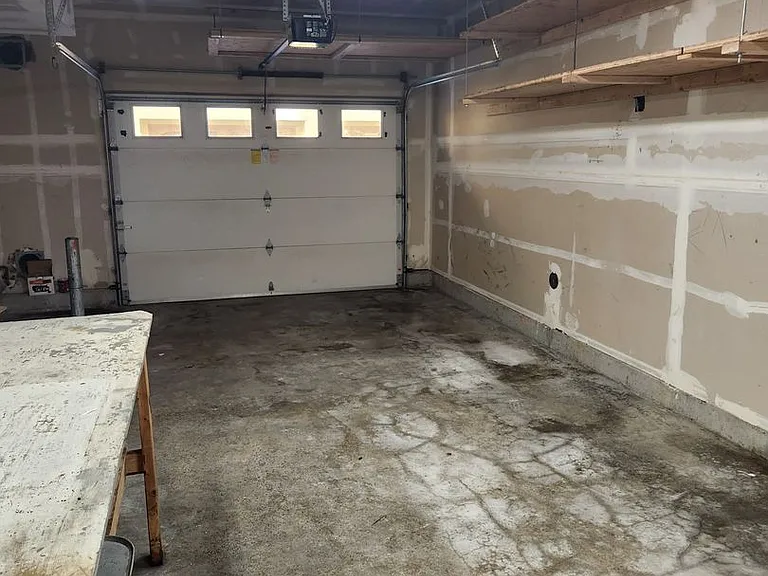 338 City Center Dr — Photo 23