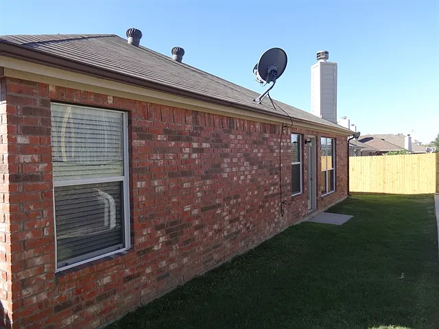 616 Bent Oak Dr — Photo 17
