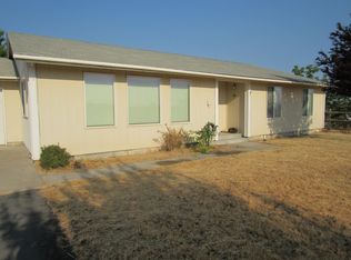 40 SW McGlohin Ln, Madras, OR 97741