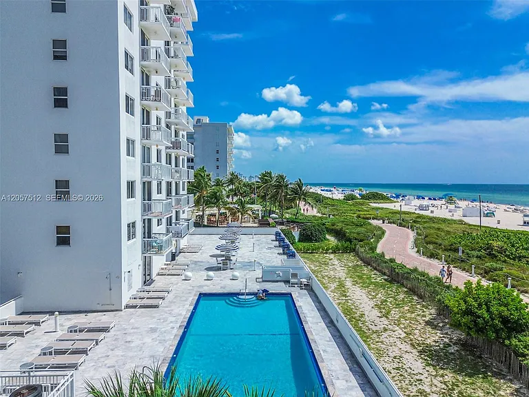 401 Ocean Dr #602 — Photo 26