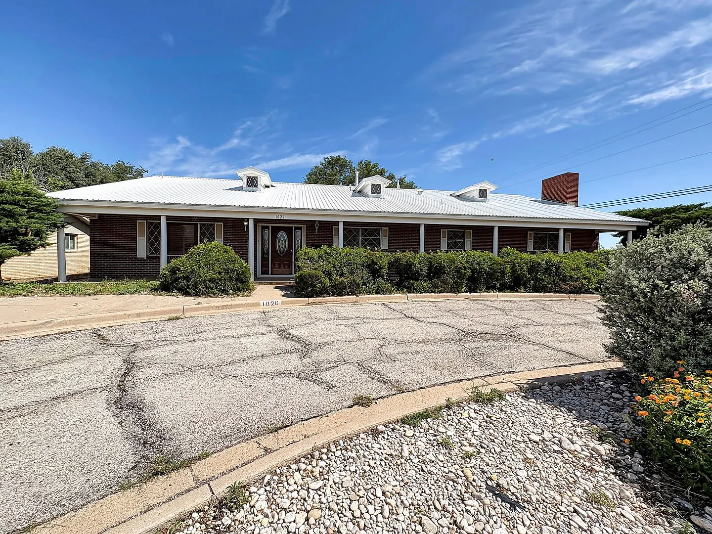 1026 E Highland Dr | Hobbs NM — Photo 1