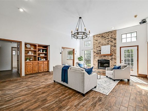 3rd image of 8903 Scottish Pastures Dr