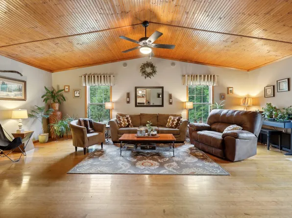 401 Harper Rd, Clarksville, TN 37043