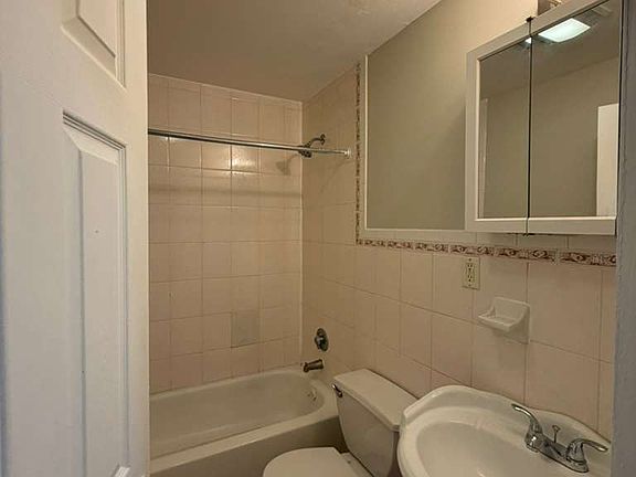 5th image of 66 N 9th St #6