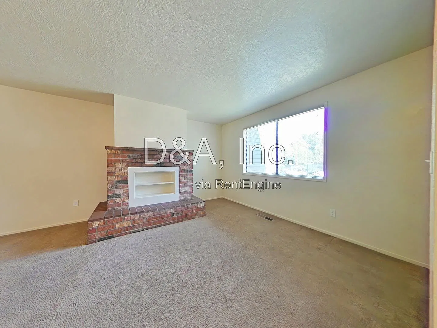 2 bed, 1.0 bath, 750 sqft, $1,295 — Photo 3